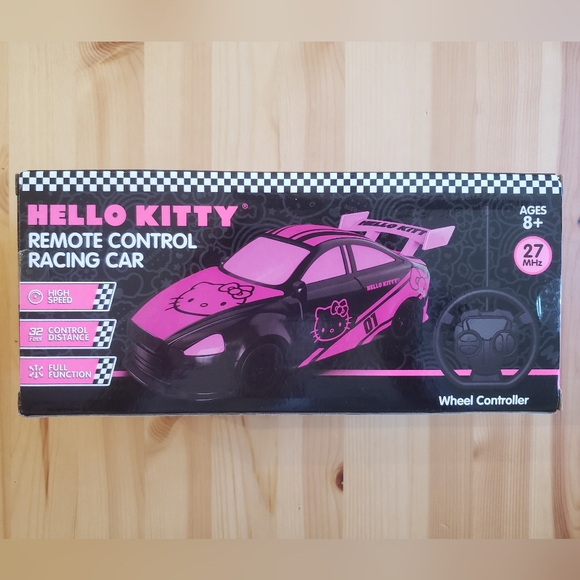 🔥 Hello Kitty Remote Control Racing Car - Picture 8 of 12
